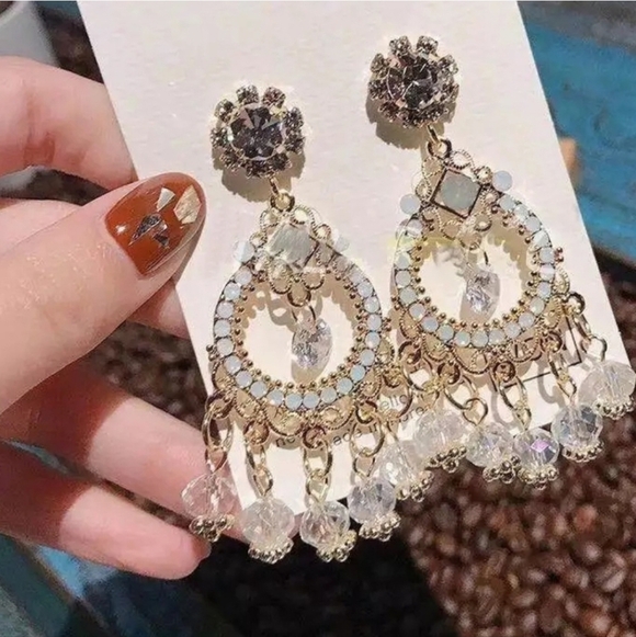 Large Bundle (16pcs) Fashion Earrings Set - Picture 5 of 16
